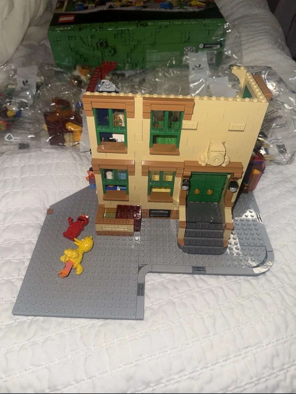 LEGO Ideas: 123 Sesame Street (21324) W/ BOX & Manual (See details) RARE RETIRED - Picture 14 of 16
